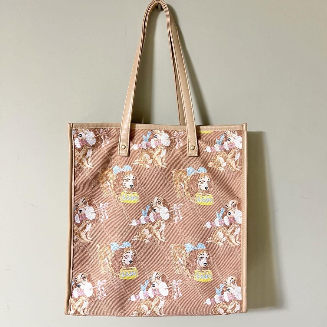 注目ショップ・ブランドのギフト 美品】DisneyStore わんわん物語 レディ トートバッグ - メルカリ バッグ