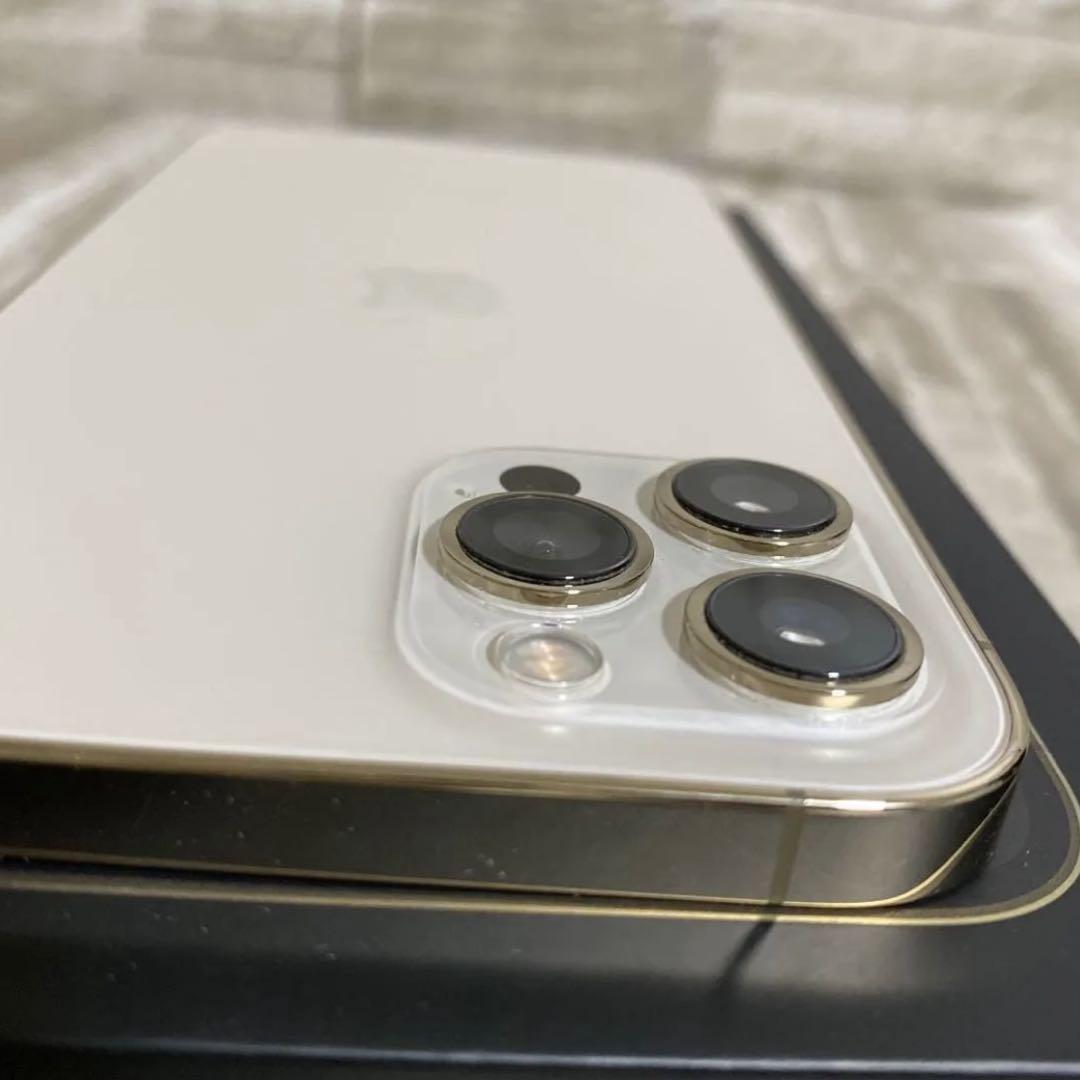 iPhone １２Pro max 256GB ゴールド　本体　箱　美品