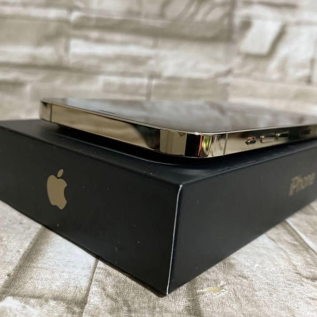 iPhone １２Pro max 256GB ゴールド　本体　箱　美品