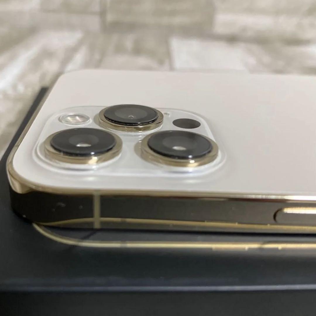 iPhone １２Pro max 256GB ゴールド　本体　箱　美品