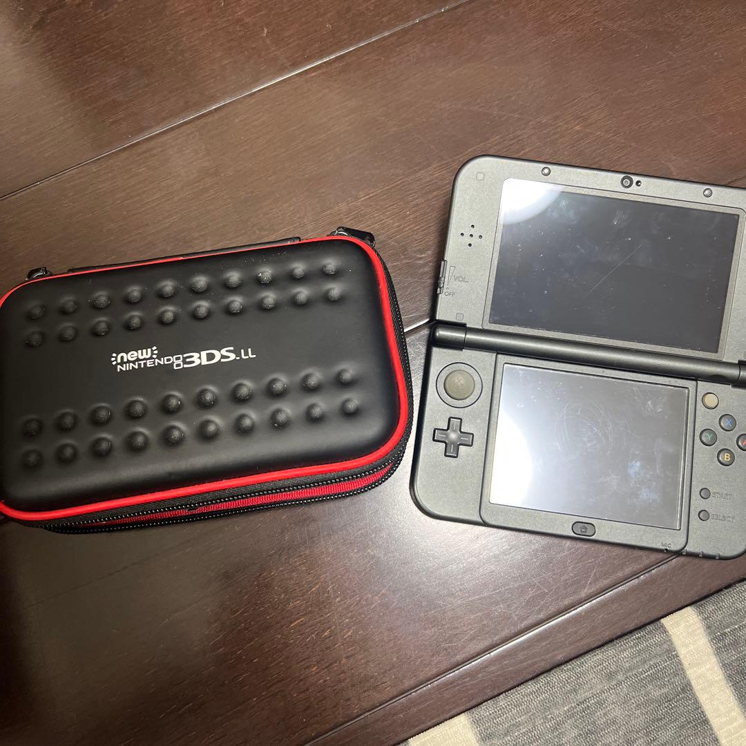 new Nintendo 3DS LL 本体 充電器・ソフト付き