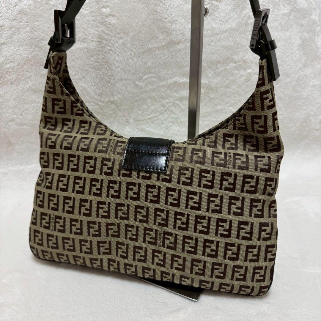 フェンディ ワンショルダーバッグ マンマバケット ズッキーノ FFロゴ ブラウン