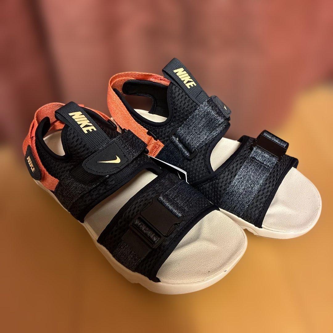 Nike スポーツサンダル ブラック/オレンジ