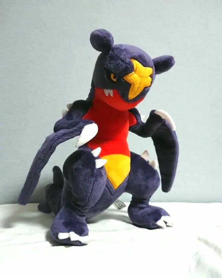 POKEMONGarchomp stuffedanimal plush toy