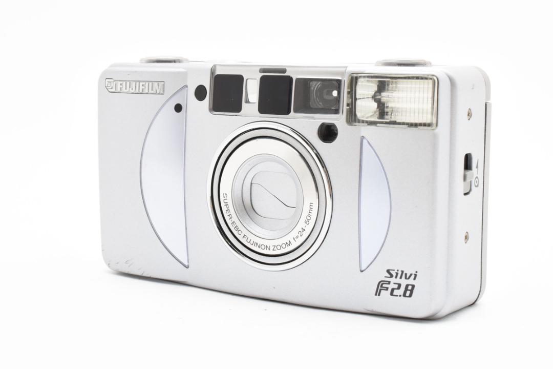 美品 FUJIFILM Silvi F2.8 シルバー コンパクトフィルムカメラ