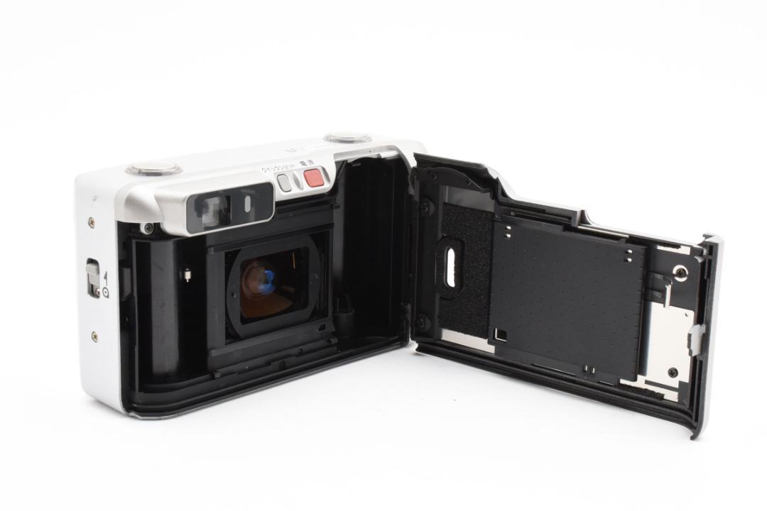 美品 FUJIFILM Silvi F2.8 シルバー コンパクトフィルムカメラ