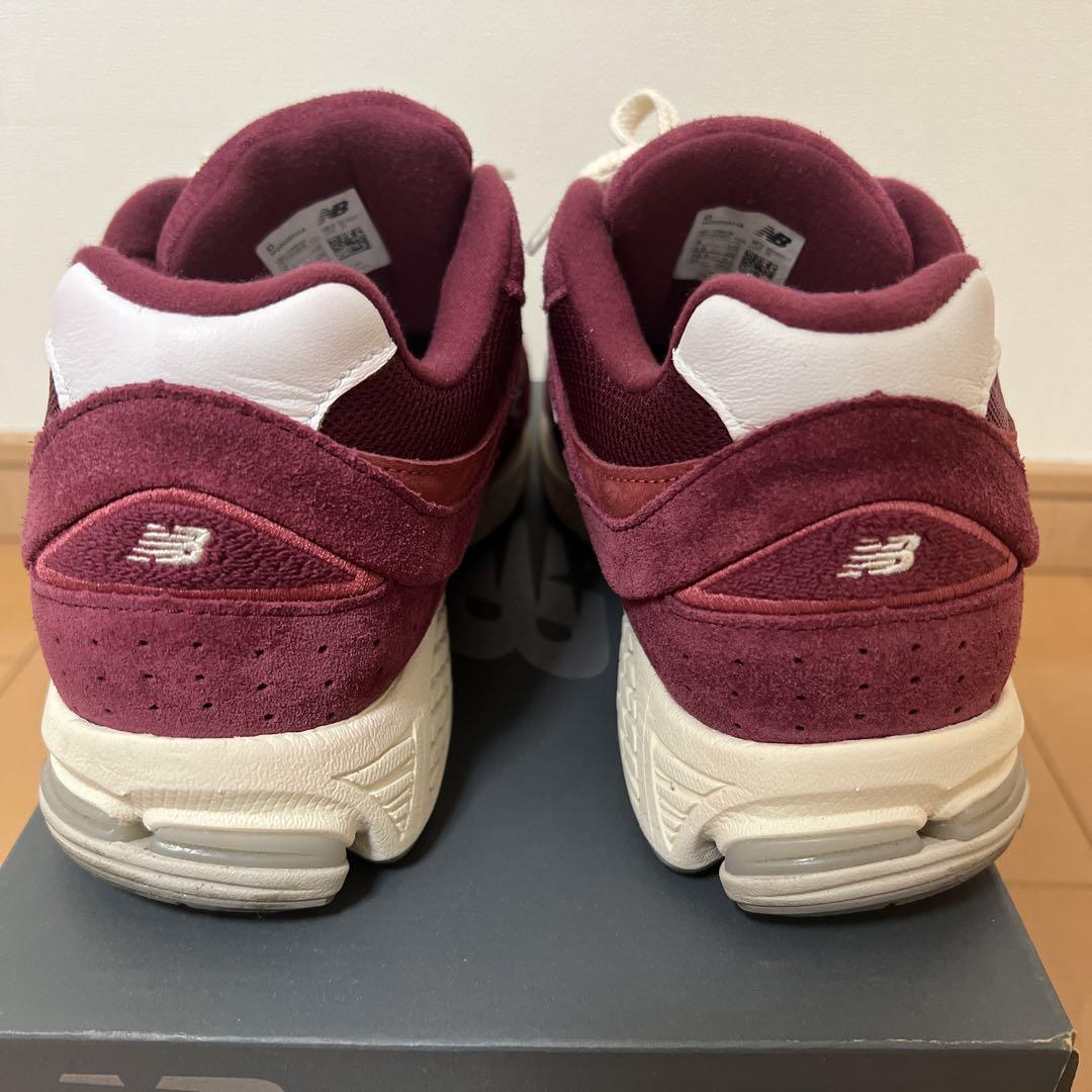 New Balance 2002R 