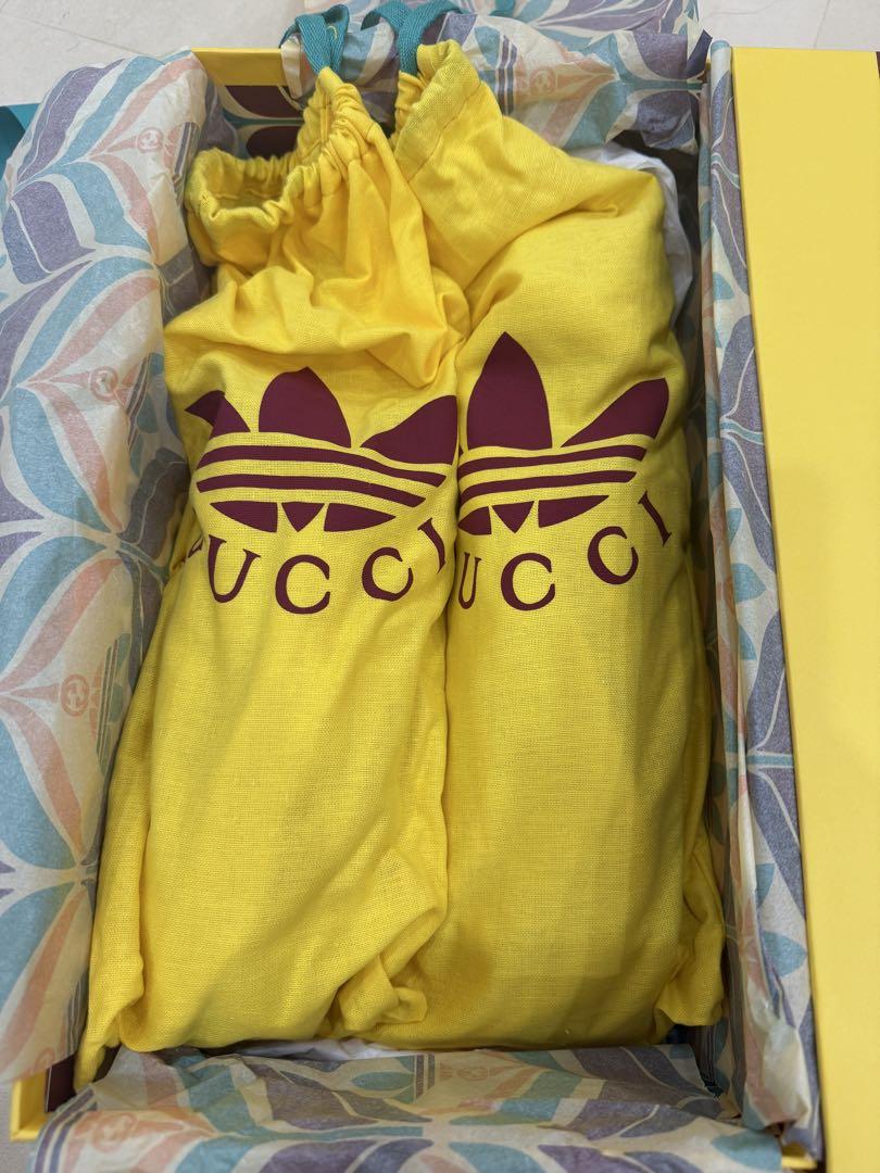 GUCCI アディダス コラボ スニーカー 赤