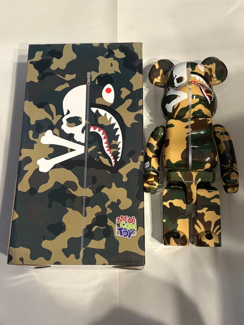 ベアブリック　ベイプ　迷彩　400%