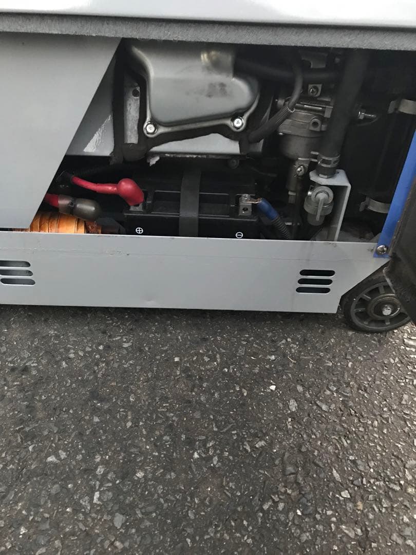 GAW-190ES ポータブル発電機溶接機￼目立った傷や汚れなし