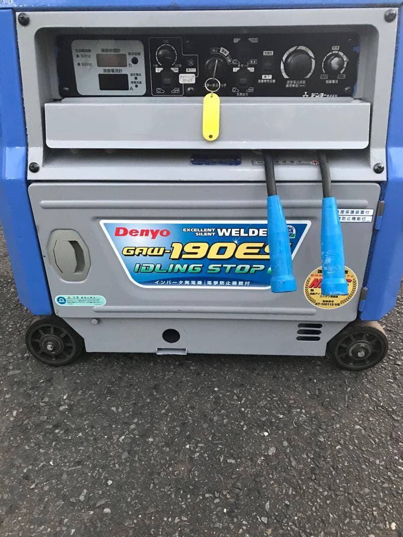 ポータブル発電機溶接機￼目立った傷や汚れなし