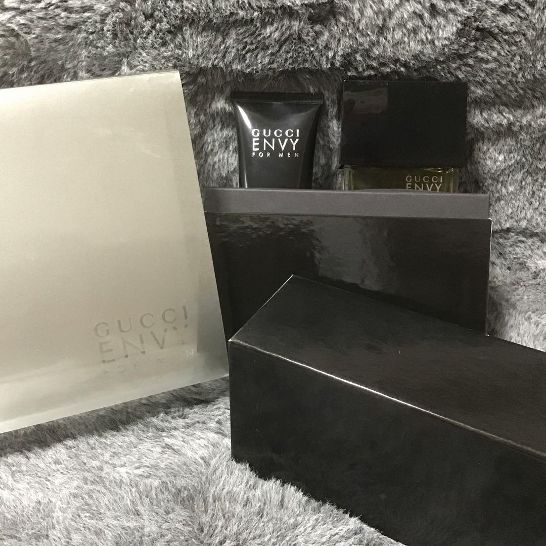 廃盤品　GUCCI ENVY FOR MEN 香水50mlとシャワージェルセット