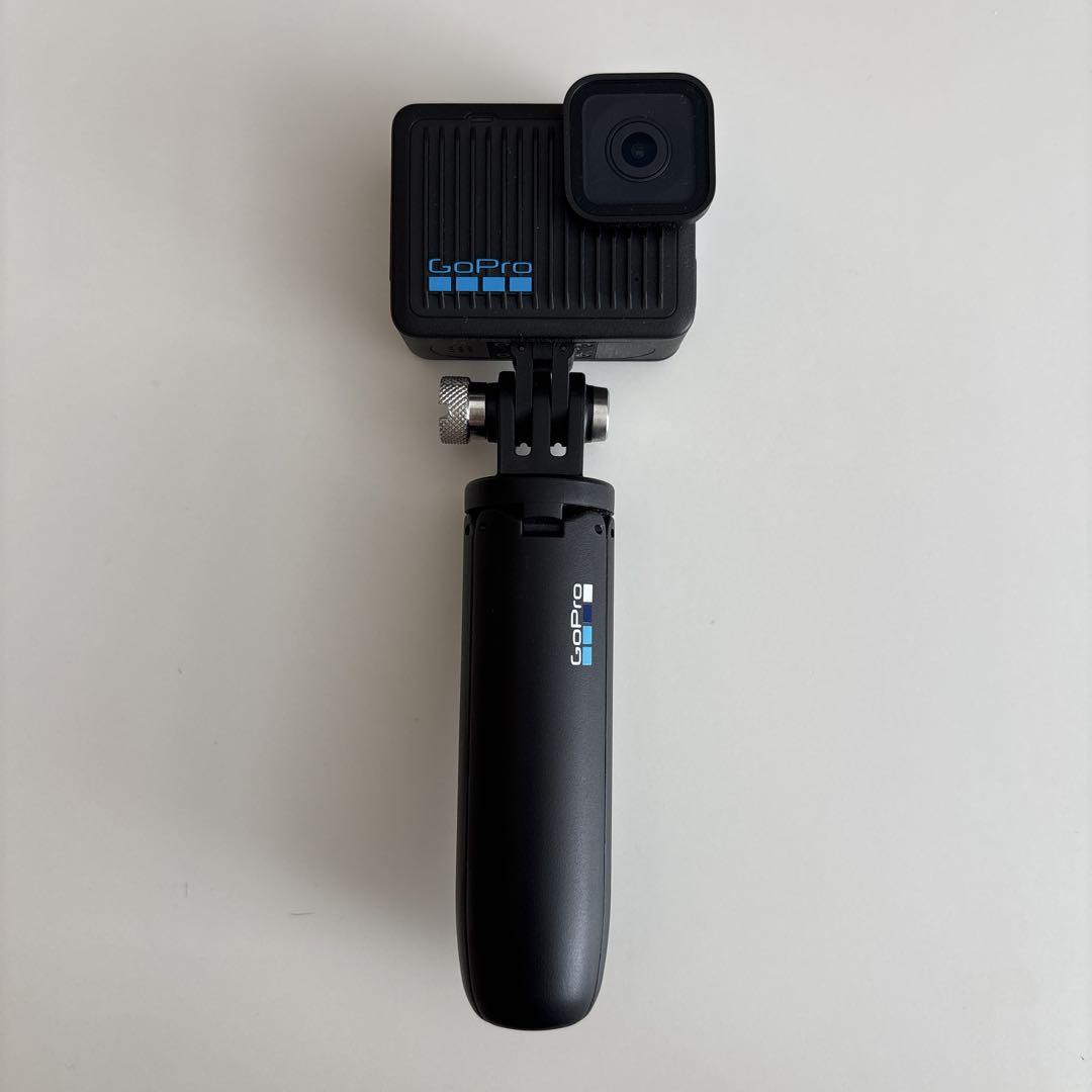 【】GoPro アクションカメラ 本体 ハンドグリップ・三脚付き