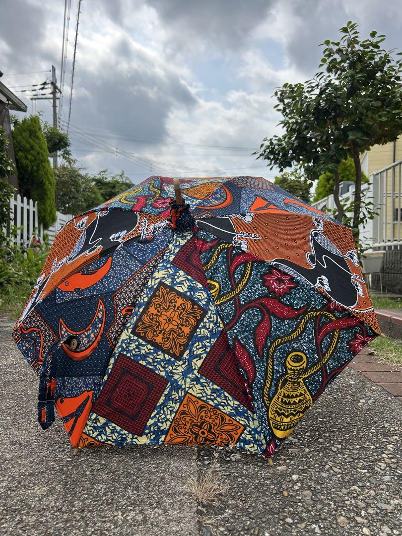【限定1点のみ‼️アフリカ布‼️日傘‼️】木製持ち手‼️ハンドメイド‼️UV加工‼️