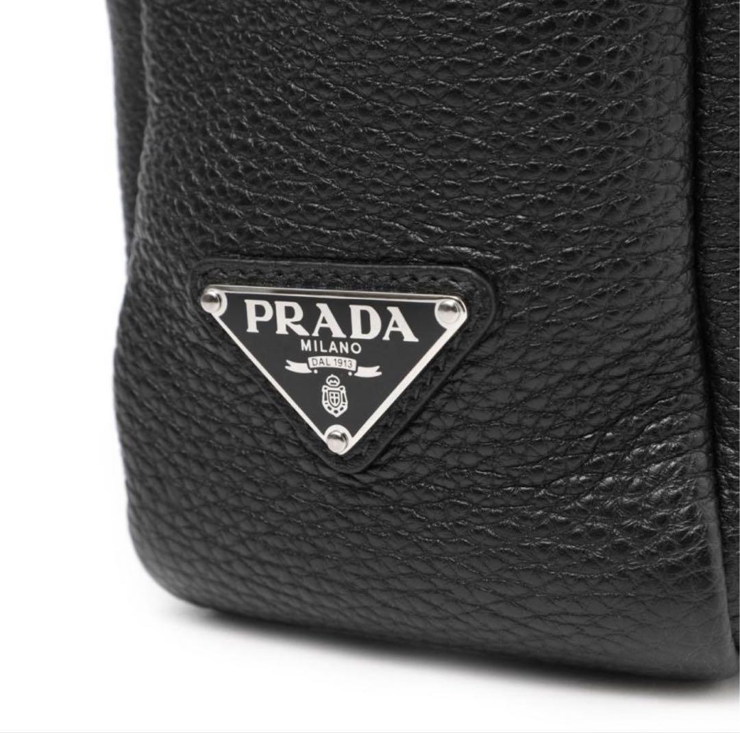 プラダ PRADA VITELLO DAINO ブラック レザートートバッグ