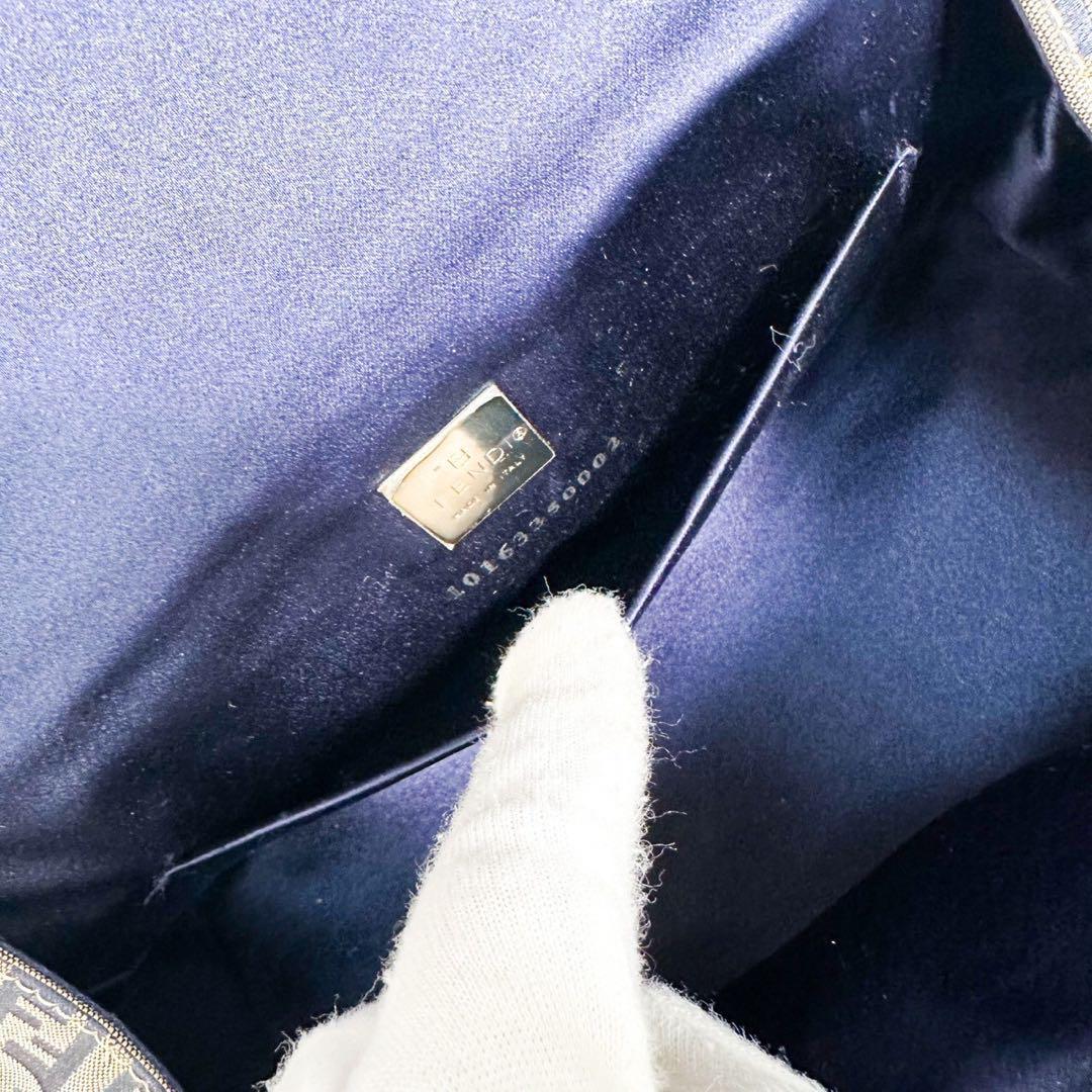 【正規品】FENDI フェンディ ズッキーノ マンマバケット グレー系 保存袋付