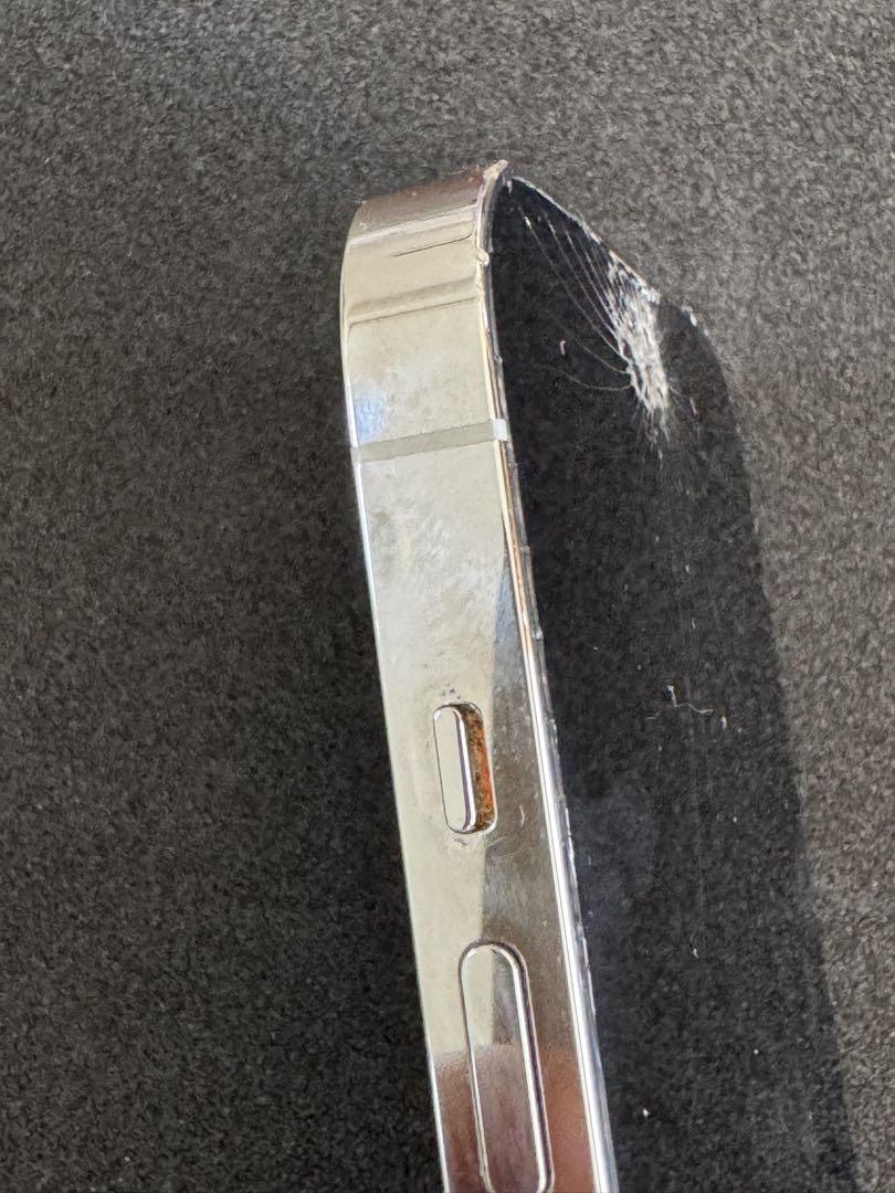 iPhone 14 Pro 128GB シルバー　ジャンク品