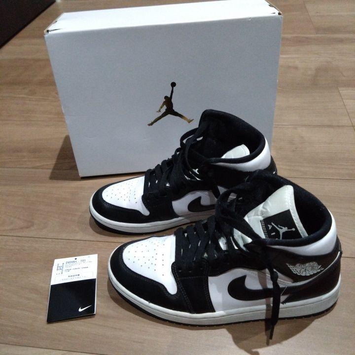 ナイキ エアジョーダン 1 MID ブラック ホワイト パンダ 黒 白 ナイキ エアジョーダン 1 MID ブラック ホワイト パンダ 黒 白