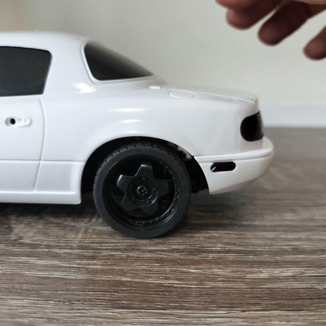ドリフト ラジコン 1/18 マツダ MX5 NC6 NC8 ロードスター 白