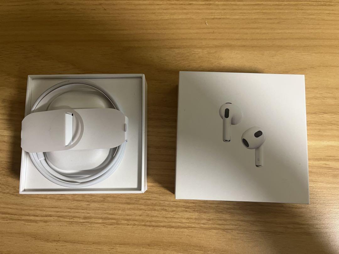 【美品】Airpods3(第3世代) 箱、充電ケーブル、spigenケース付