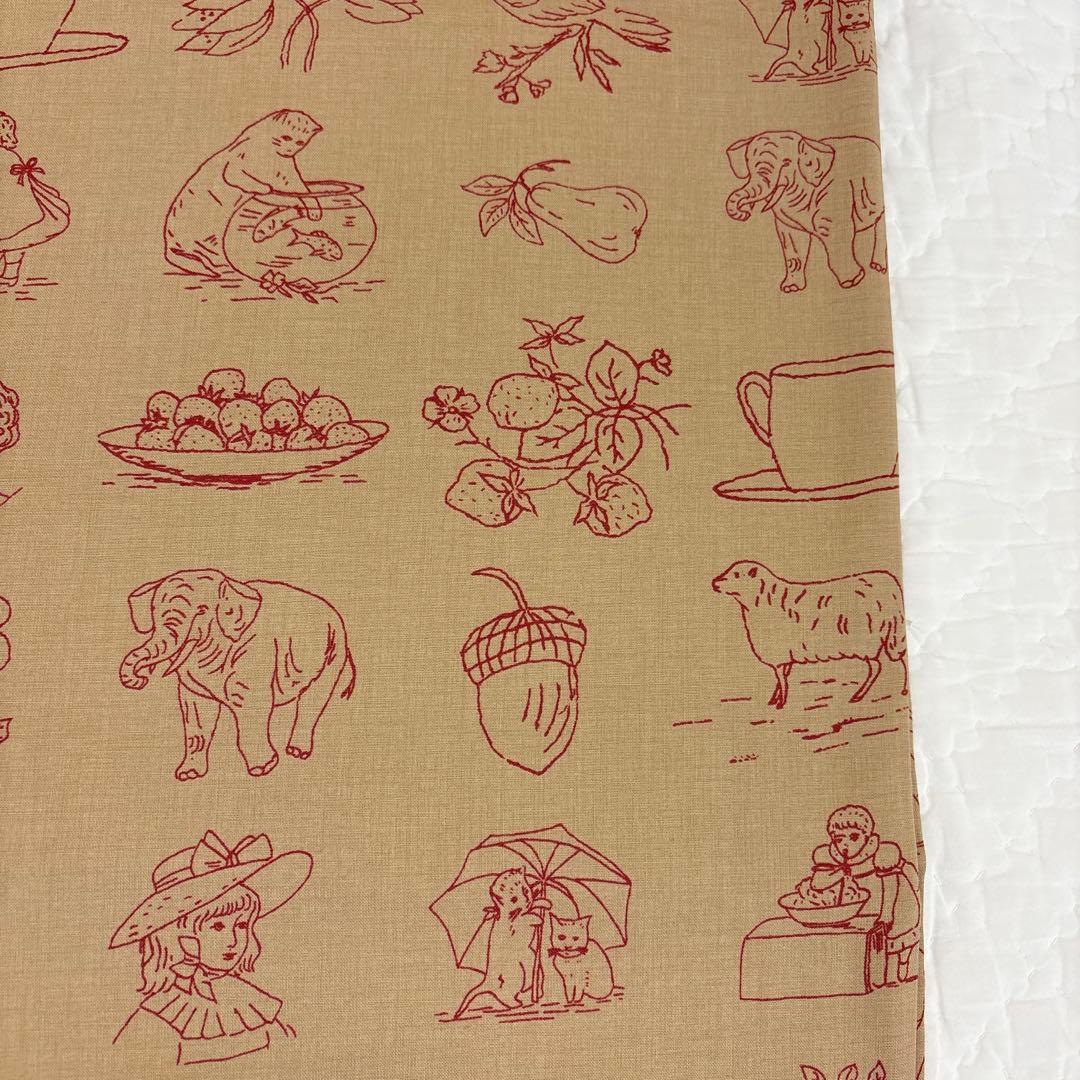 フレンチジェネラル生地 ベージュレッドワーク柄 4m 20㎝