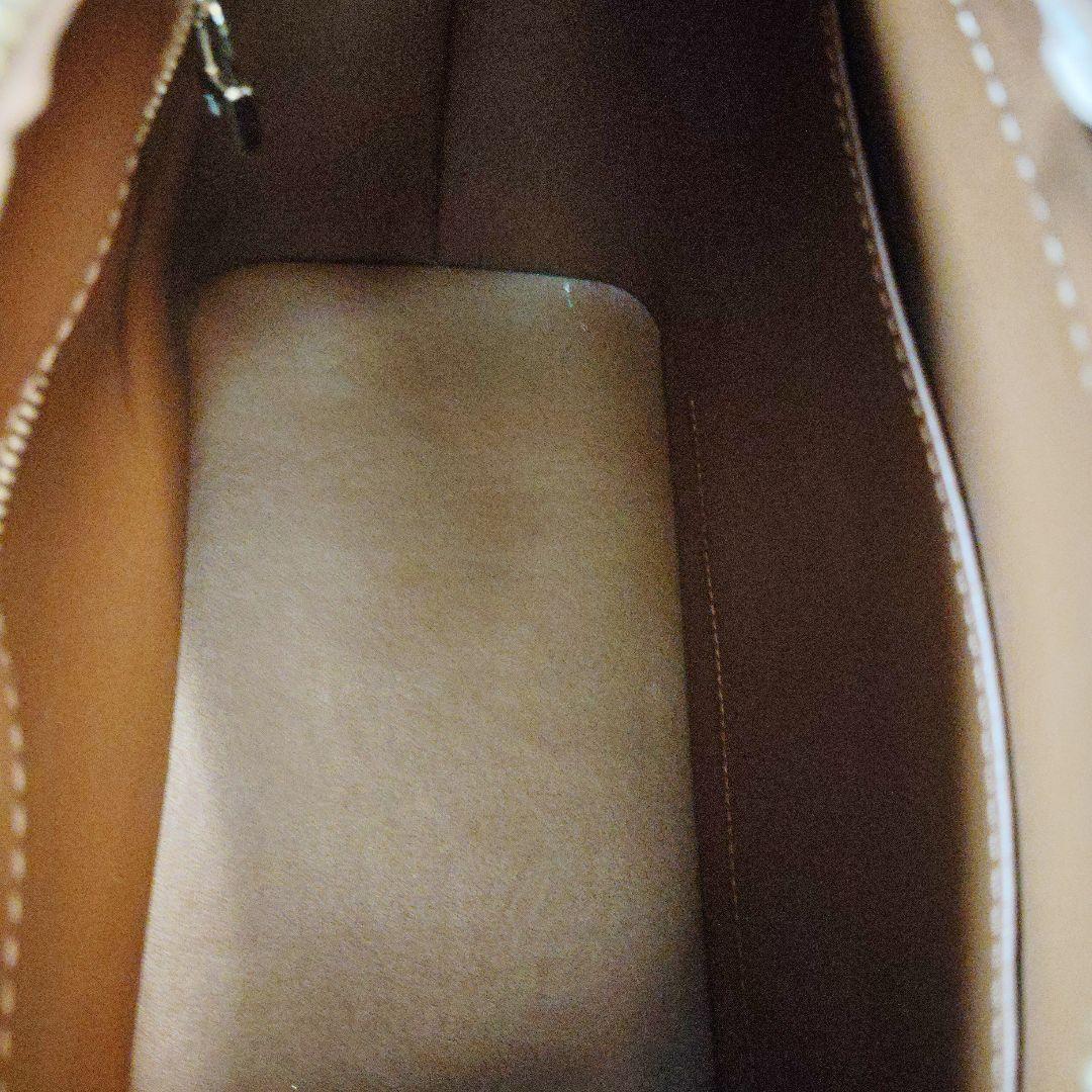 Louis Vuitton ゴールド ハンドバッグ