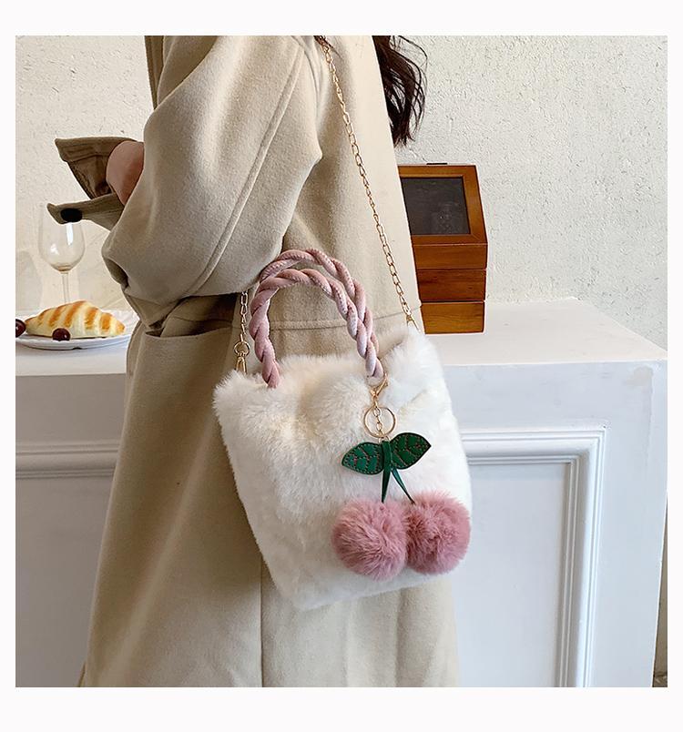 新品 レディース ボア ミニバッグ チェリーチャーム付き 【231】