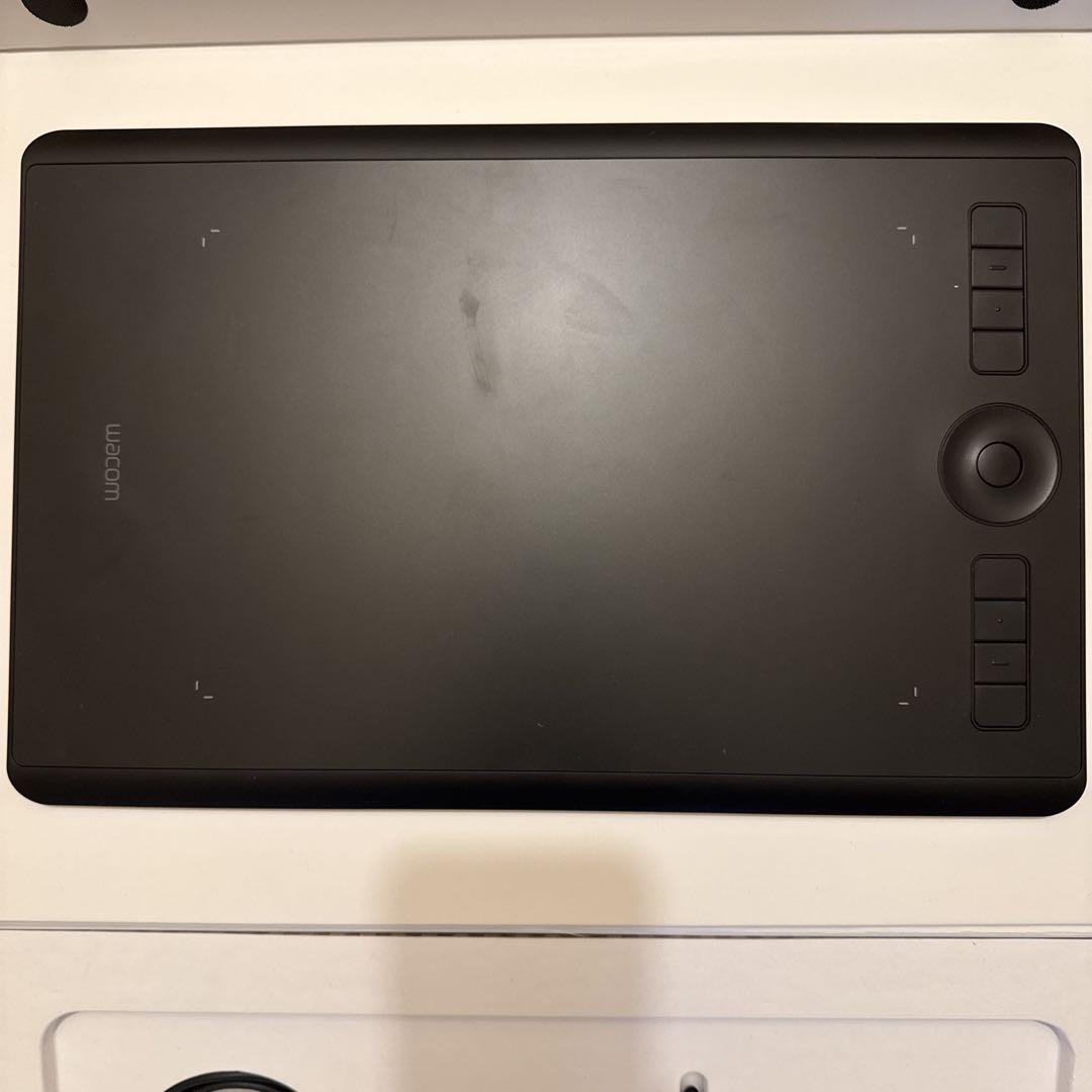 Wacom Intuos Pro Mサイズ