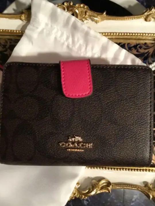 新作大人気 ❤️ COACH コーチ 幸せピンク折財布❤️ 新品未使用 YKHrb-m55777244175 新作登場安い
