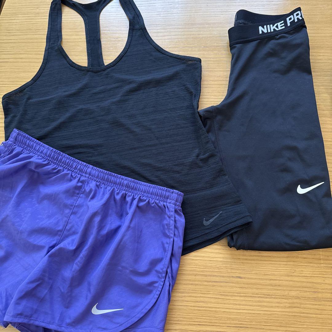Nike ヨガウェア タンクトップ・ショートパンツ・レギンスセット