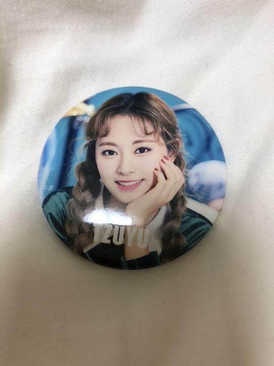 Twice ツウィ 缶バッチ Shop At Mercari From Japan Buyee Bot Online Twice ツウィ 缶バッチ Shop At Mercari From Japan Buyee Bot Online