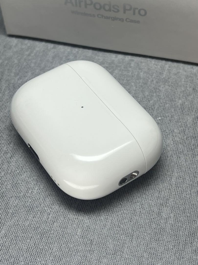 Apple AirPods pro第２世代充電ケースのみ A2968純正動作品