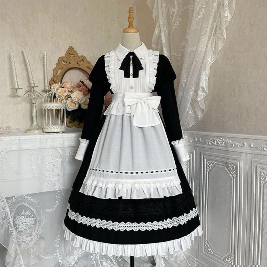 ロリータファッション 黒白エプロンドレス
