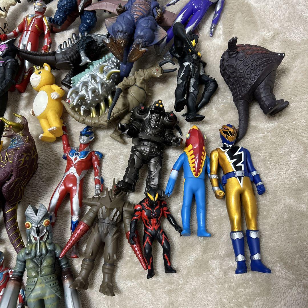 高級品市場 ♪日曜日限定価格♪ウルトラマン 仮面ライダー ウルトラ怪獣 特撮