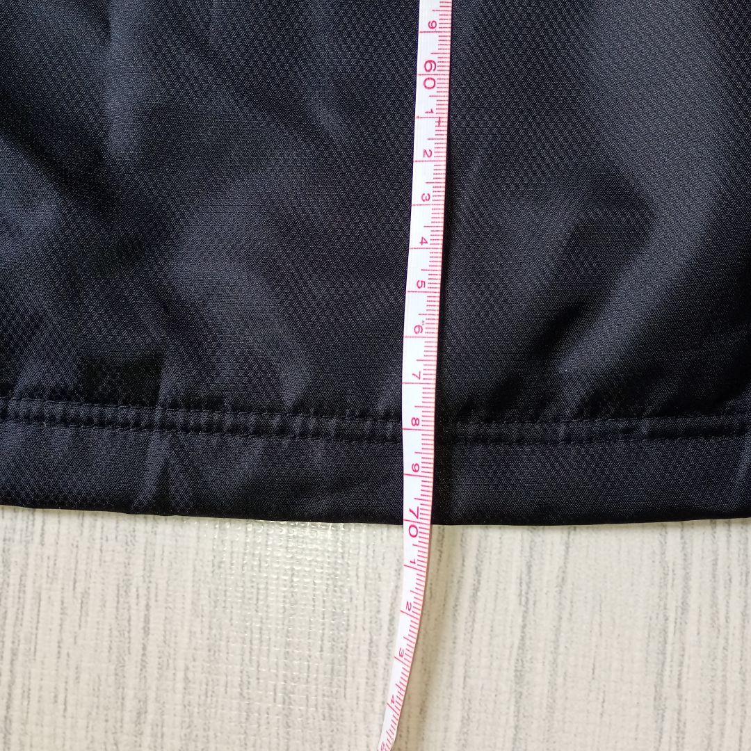 新品タグ付き！税込み11220円 hummel　 ウィンドブレーカーブラック！
