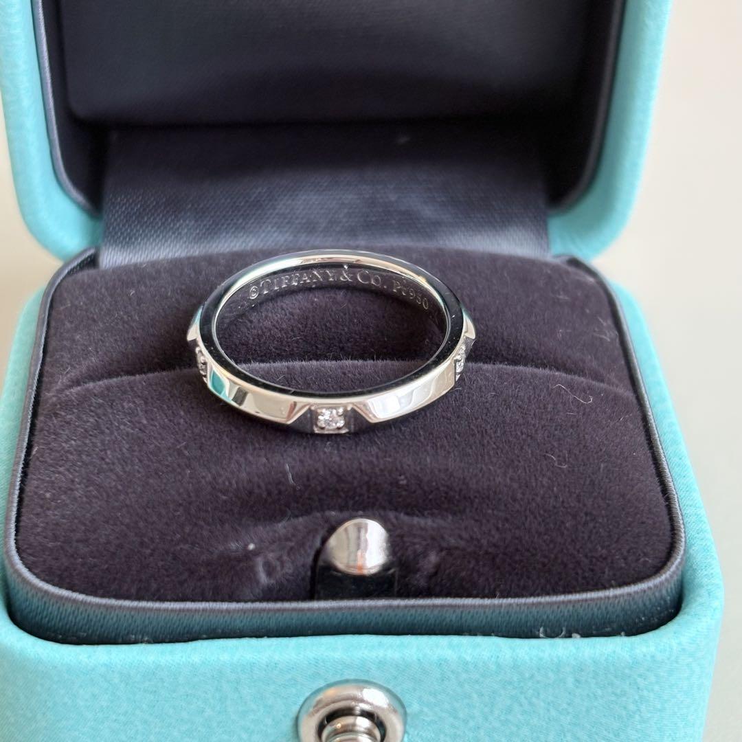 Tiffany & Co. トゥルー バンドリング ダイヤモンド