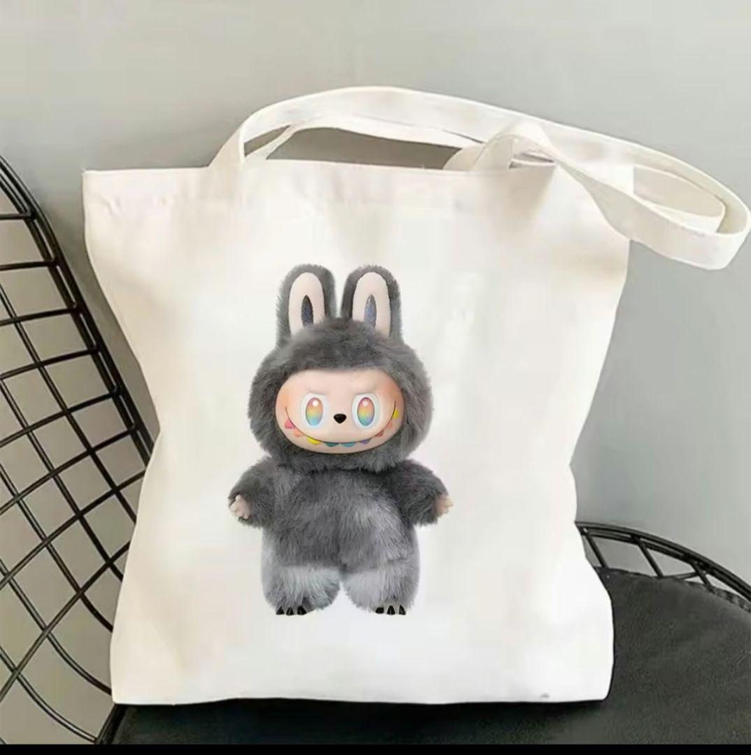 【新品未開封】labubu ラブブ　ショルダーバッグ　トートバッグ　新作 水色 入荷 刺繍 Labubu (ラブブ) エコバッグ トートバッグ ショルダー