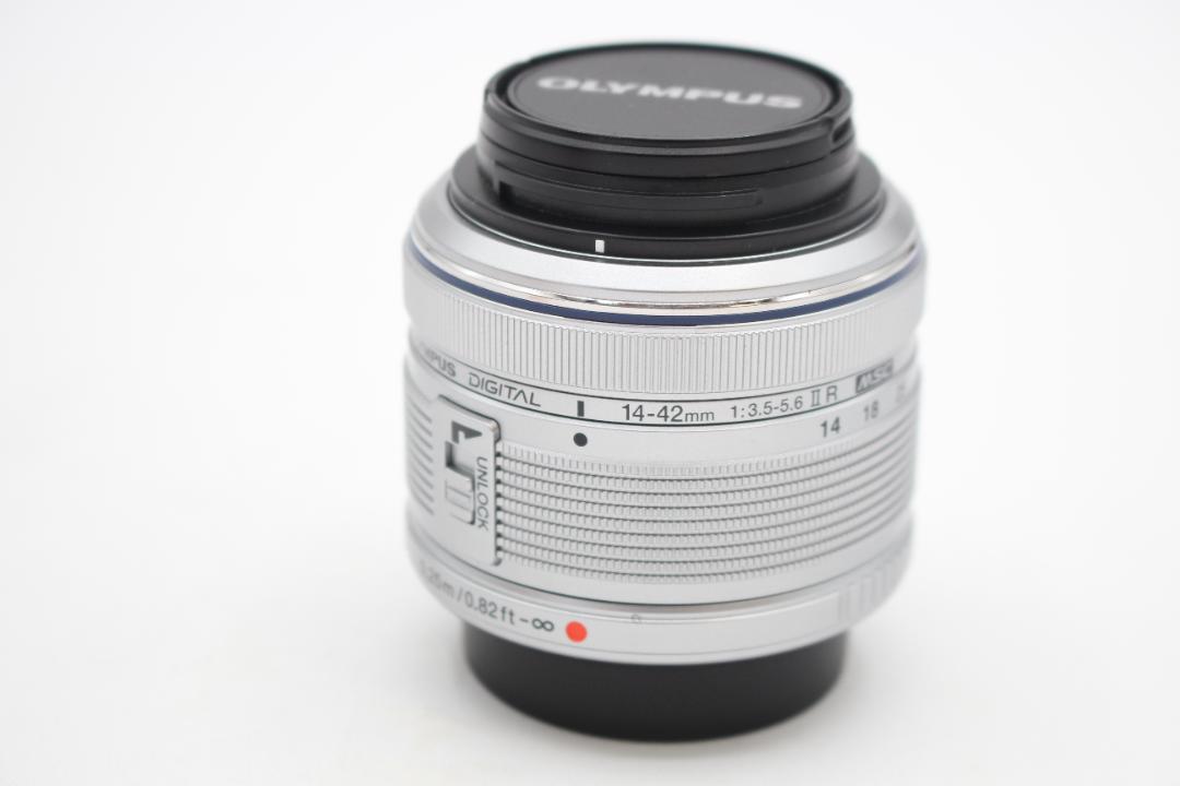 OLYMPUS M.ZUIKO 14-42mm F3.5-5.6 II R◆80