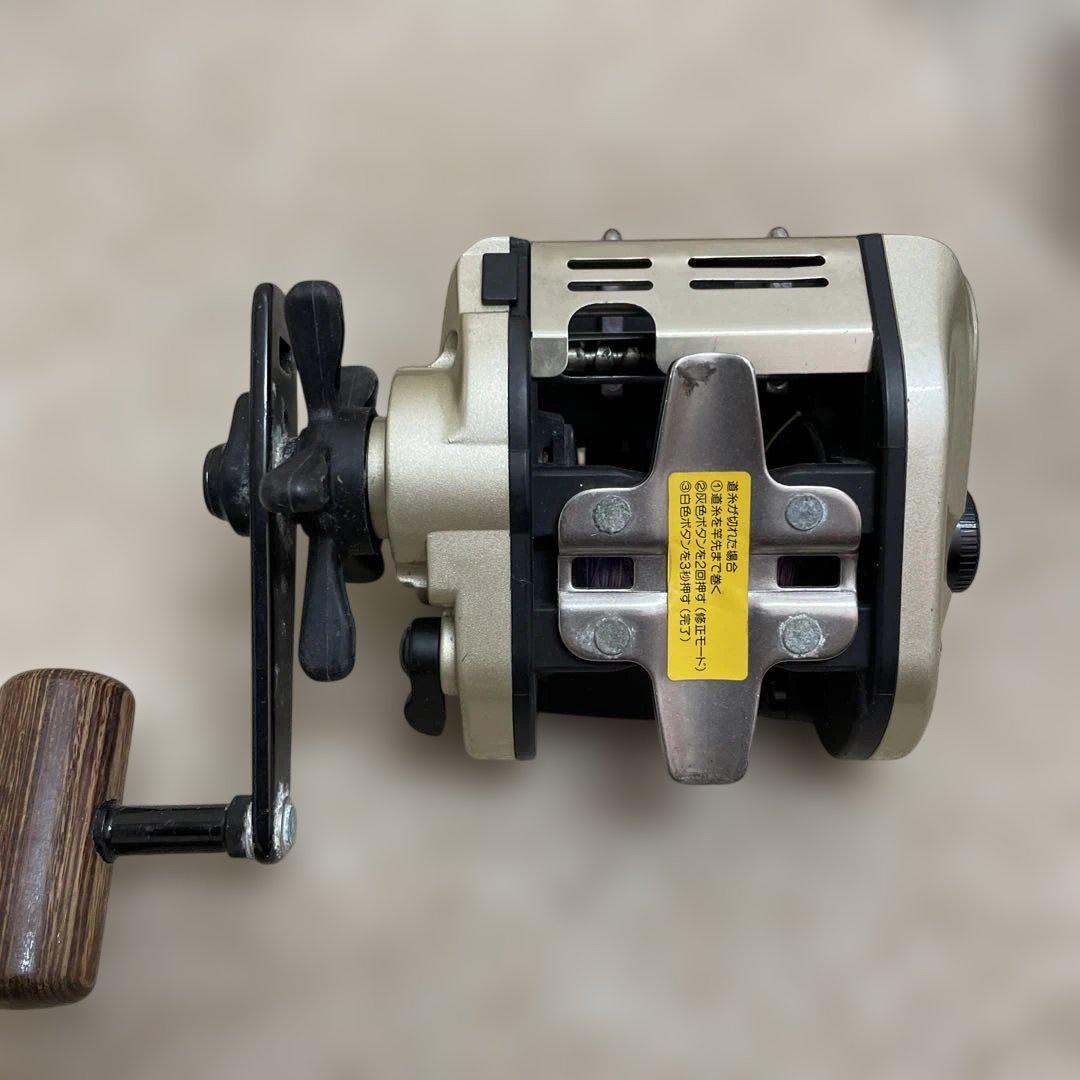 最新な DAIWA メルカリ - ベイトリール SS-35速攻 SENSOR TANA リール