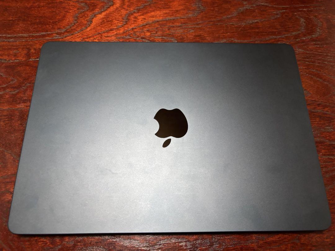 MacBook Air M2 ミッドナイト