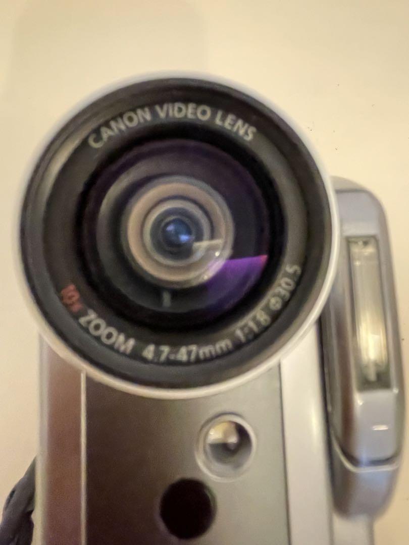 miniDVのダビングに！ Canon ビデオカメラ IXY DV M2
