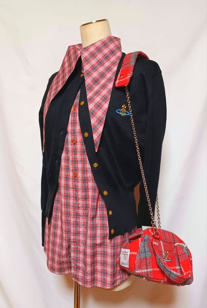 ヴィヴィアンウエストウッド な 90sイタリー製カーディガンMM Vivienne Westwood