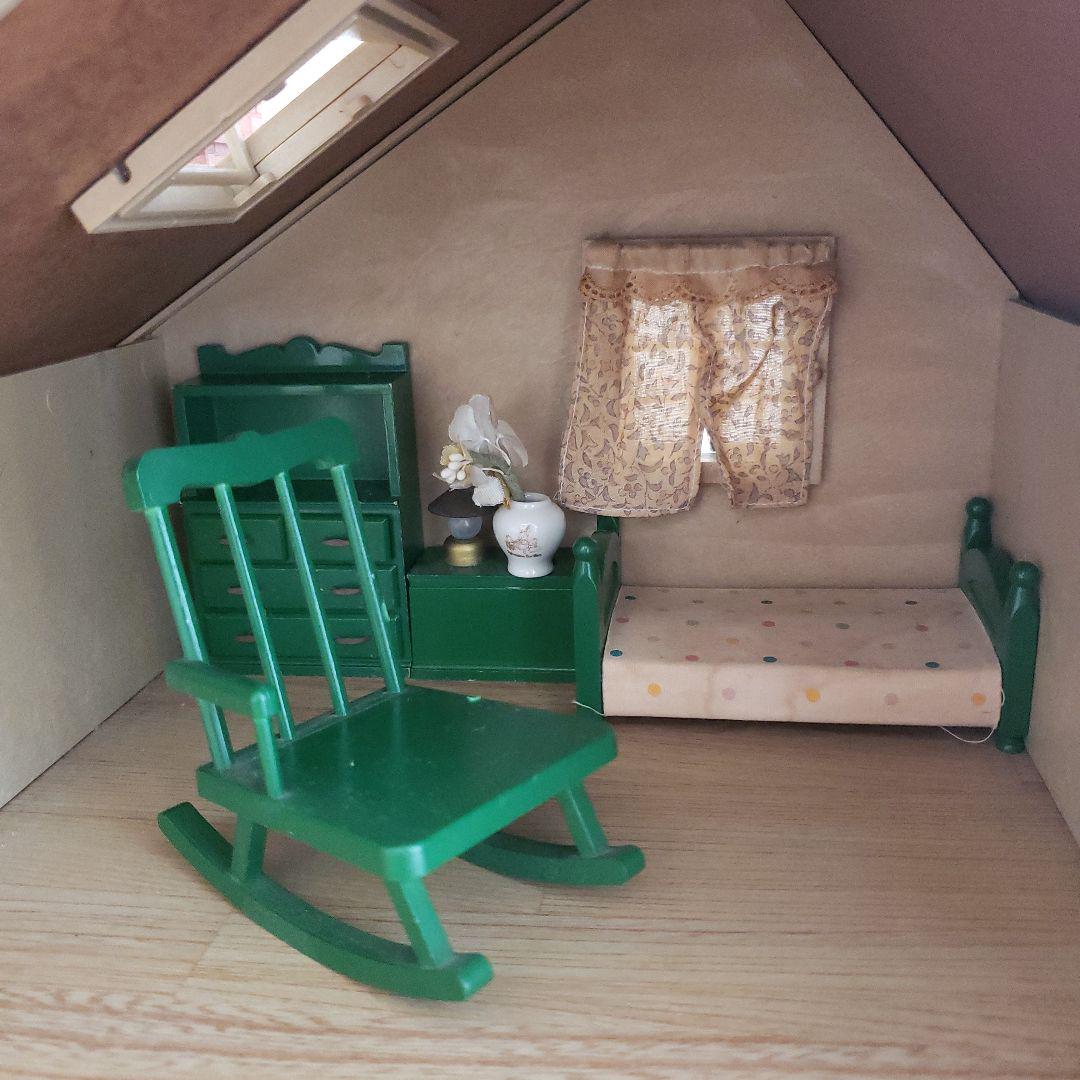シルバニアファミリー 赤い屋根の家　家具　人形一式