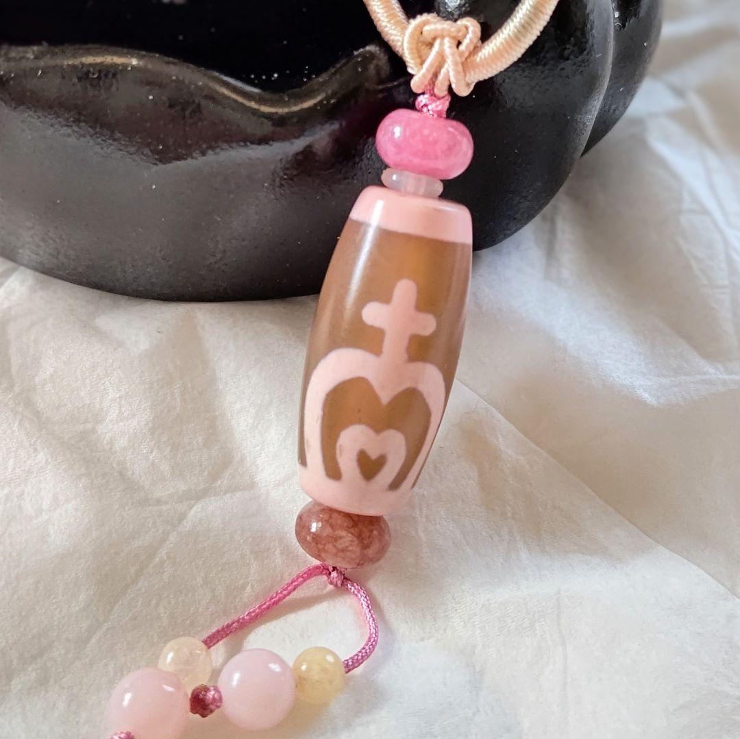 人気大割引 天珠 天然石 玉髄 ネックレス【寶瓶蓮花天珠】チベット 御守り ネックレス・ペンダント