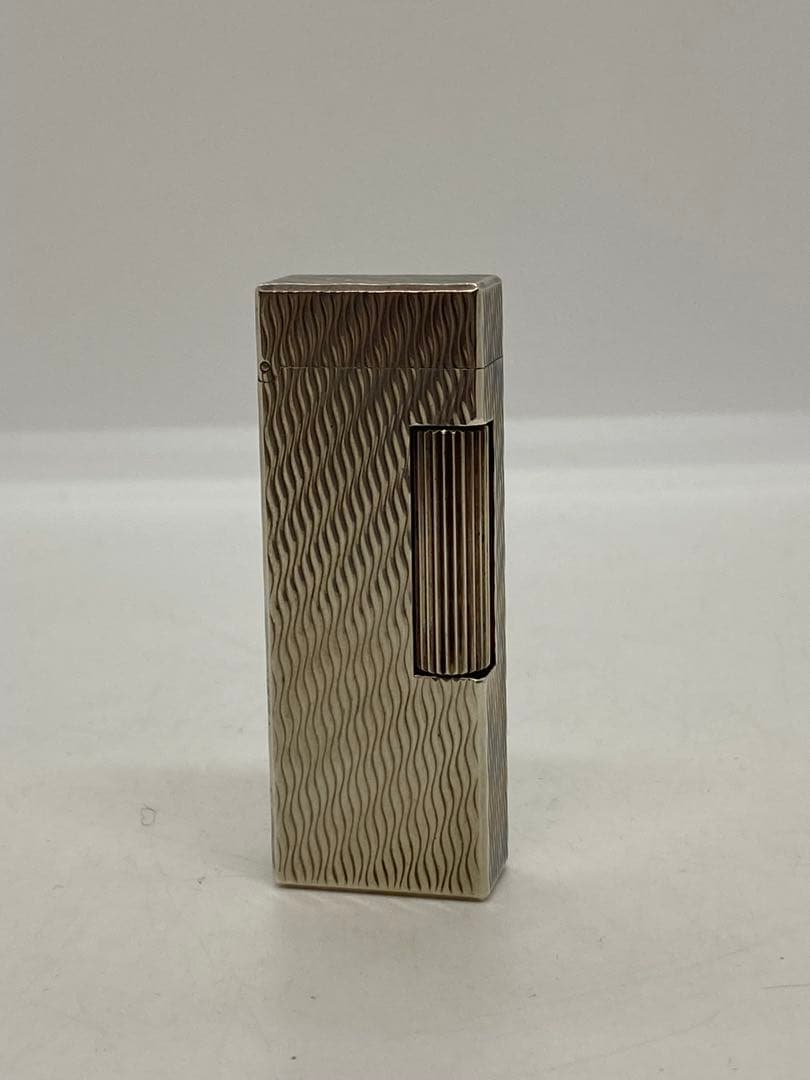 dunhill ライター 波模様 金属仕上げ シルバー dunhill ライター 波模様 金属仕上げ シルバー