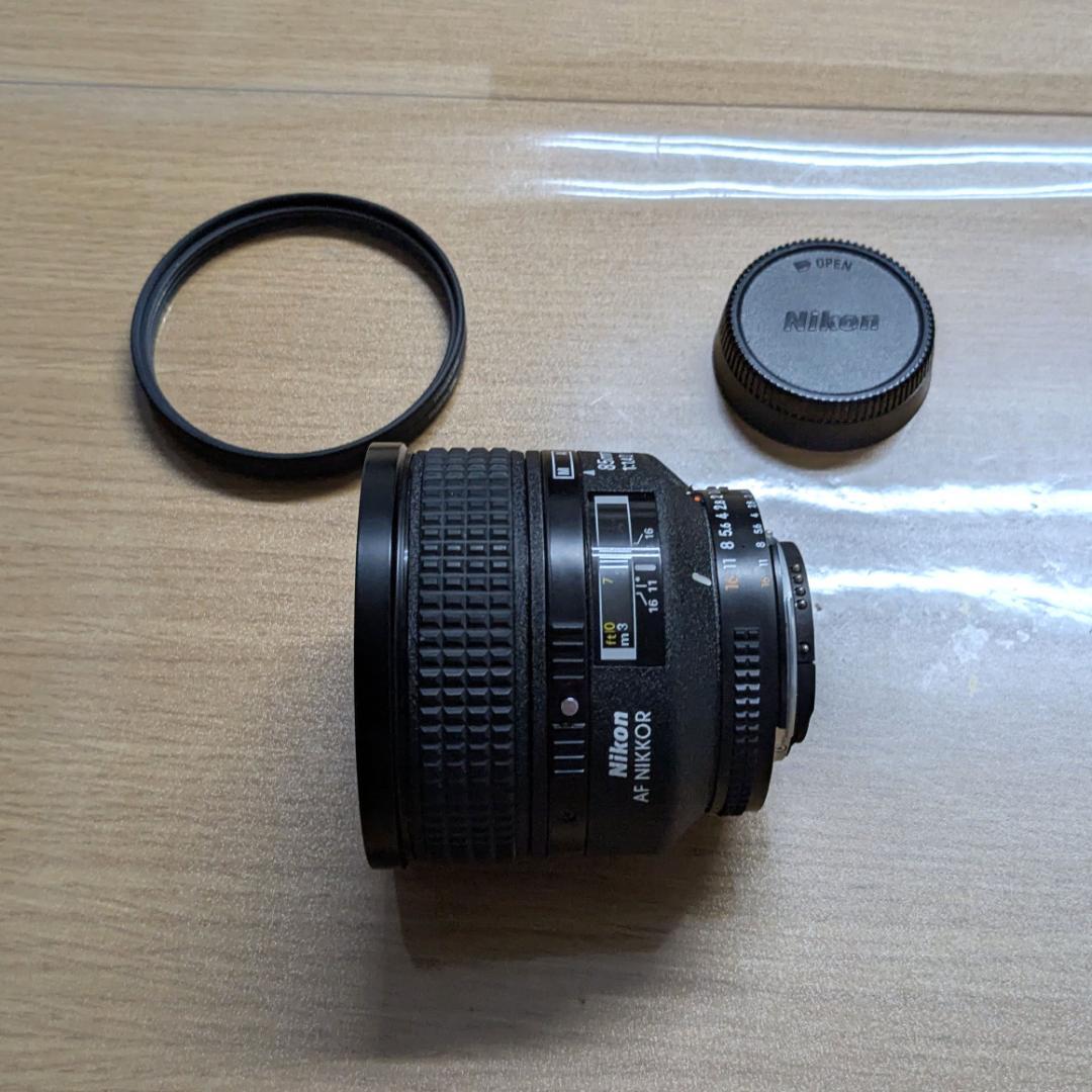 ✟ ニコン Nikon AF 85mm f|1.4D IF 箱入り