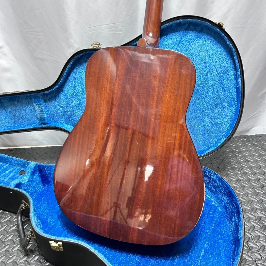 【美品】ヤマハ　アコースティックギター　FG-718　ケース付