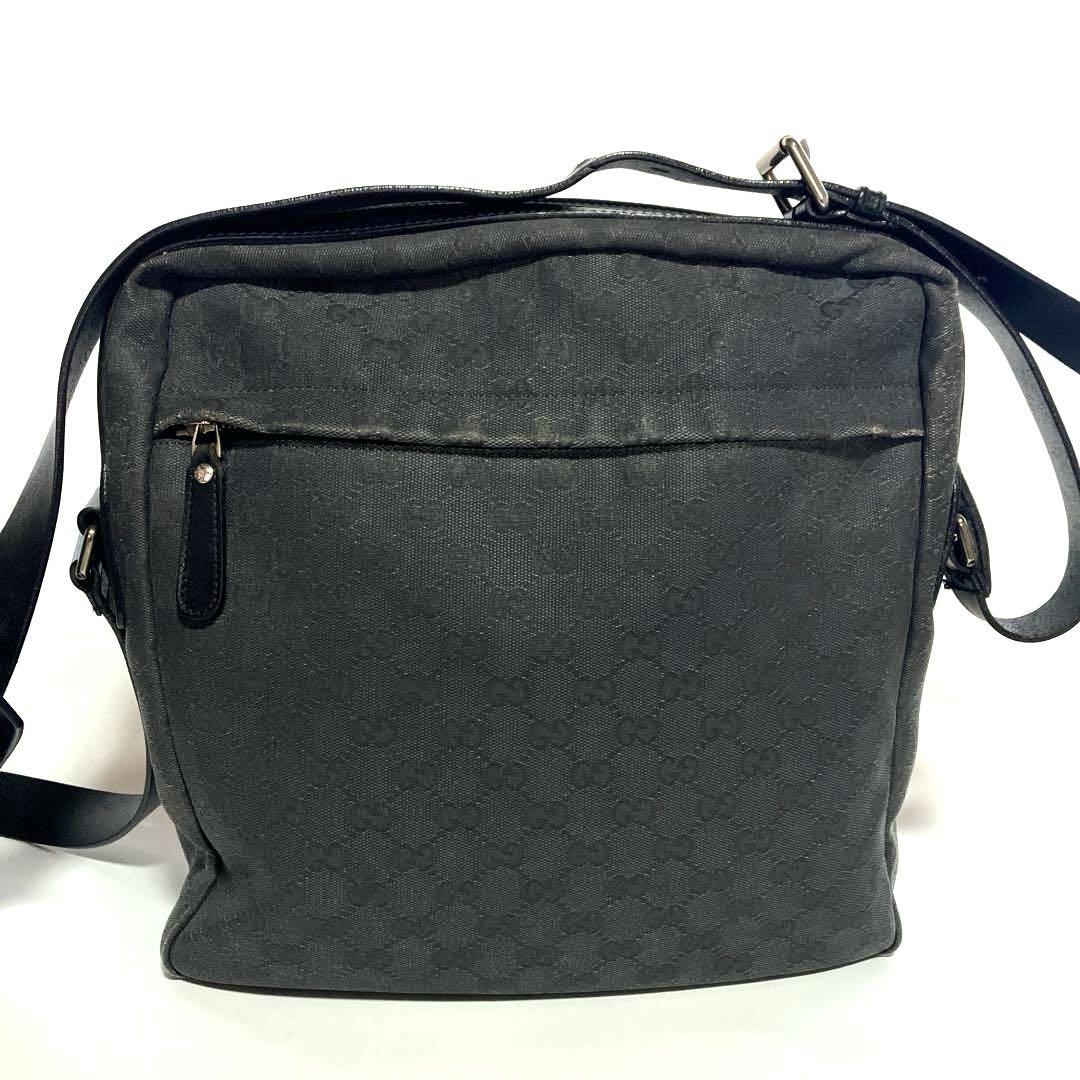 GUCCI グッチ