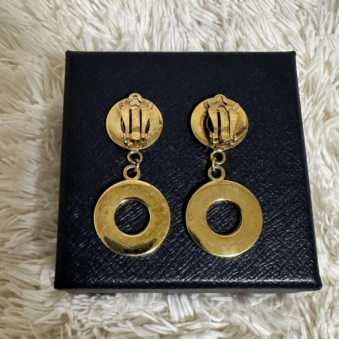 CELINE セリーヌ