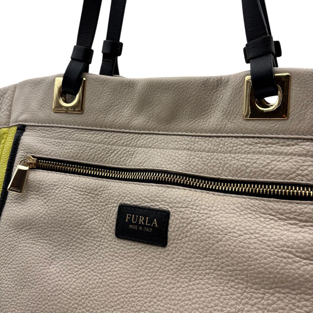 見逃し厳禁！おトクな 美品 フルラ マルチカラー 大容量収納 トートバッグ FURLA バッグ